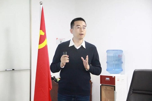 爱游戏网页版爱游戏网页版爱游戏网页版首页_爱游戏aiyouxi(中国)_爱游戏aiyouxi(中国)
喷墨POD总经理周震东.jpg 爱游戏网页版爱游戏网页版爱游戏网页版首页_爱游戏aiyouxi(中国)_爱游戏aiyouxi(中国)
喷墨POD总经理周震东.jpg